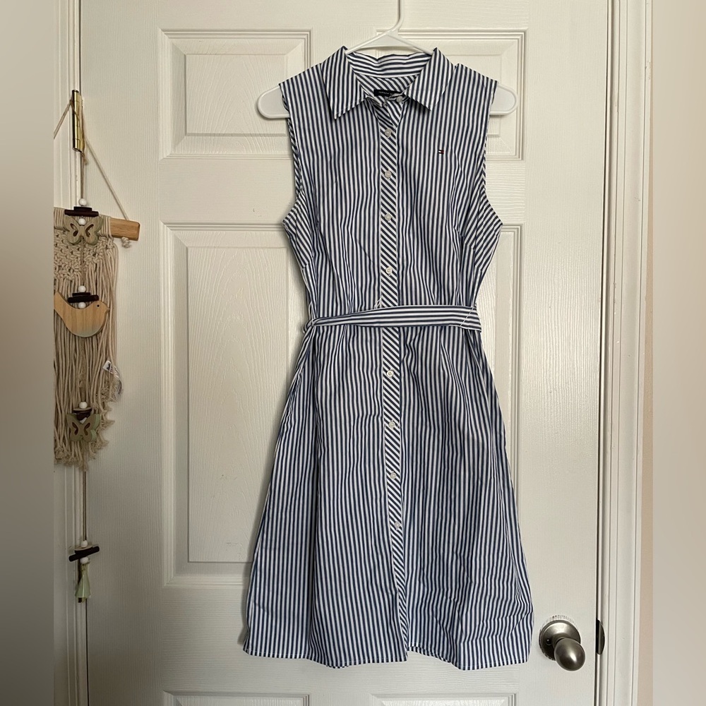 NWOT Tommy Hilfiger Women’s Size 6 Sleeveless Striped Shirt Dress - Blue & White